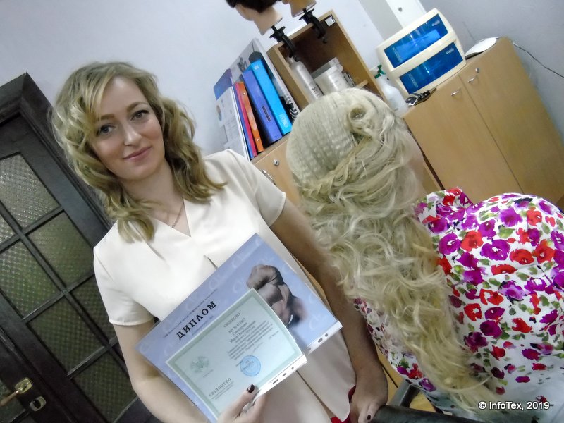 Курсы парикмахеров Полтава - выпускница ИнфоТеха Мария Самодурова