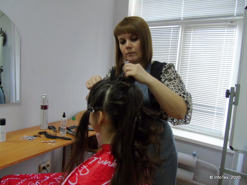 Курсы парикмахеров Полтава - выпускница ИнфоТеха Екатерина Пятак