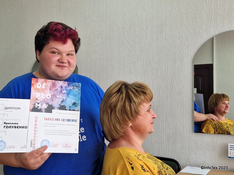Курси перукарів Полтава - випускна робота Ярослави Голубенко