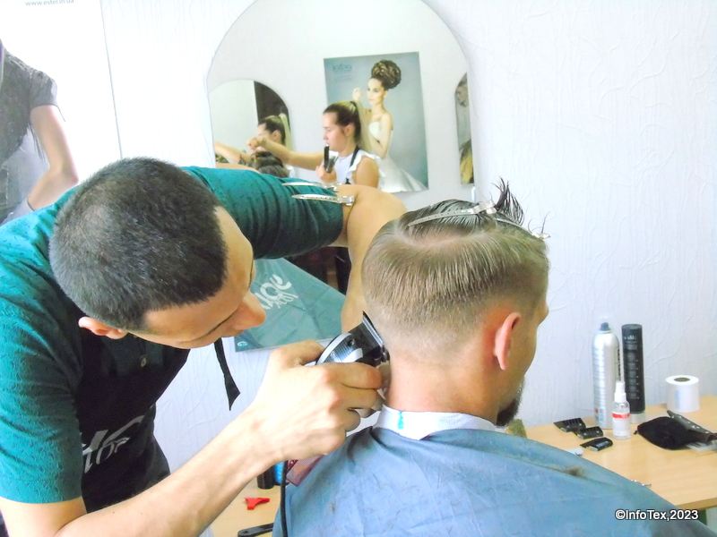 Підготовка майстра-універсала на курсах Перукар-модельєр ІнфоТеху Полтава